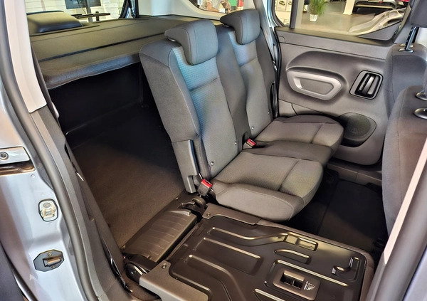 Toyota Proace City Verso cena 122900 przebieg: 3, rok produkcji 2023 z Bełżyce małe 67
